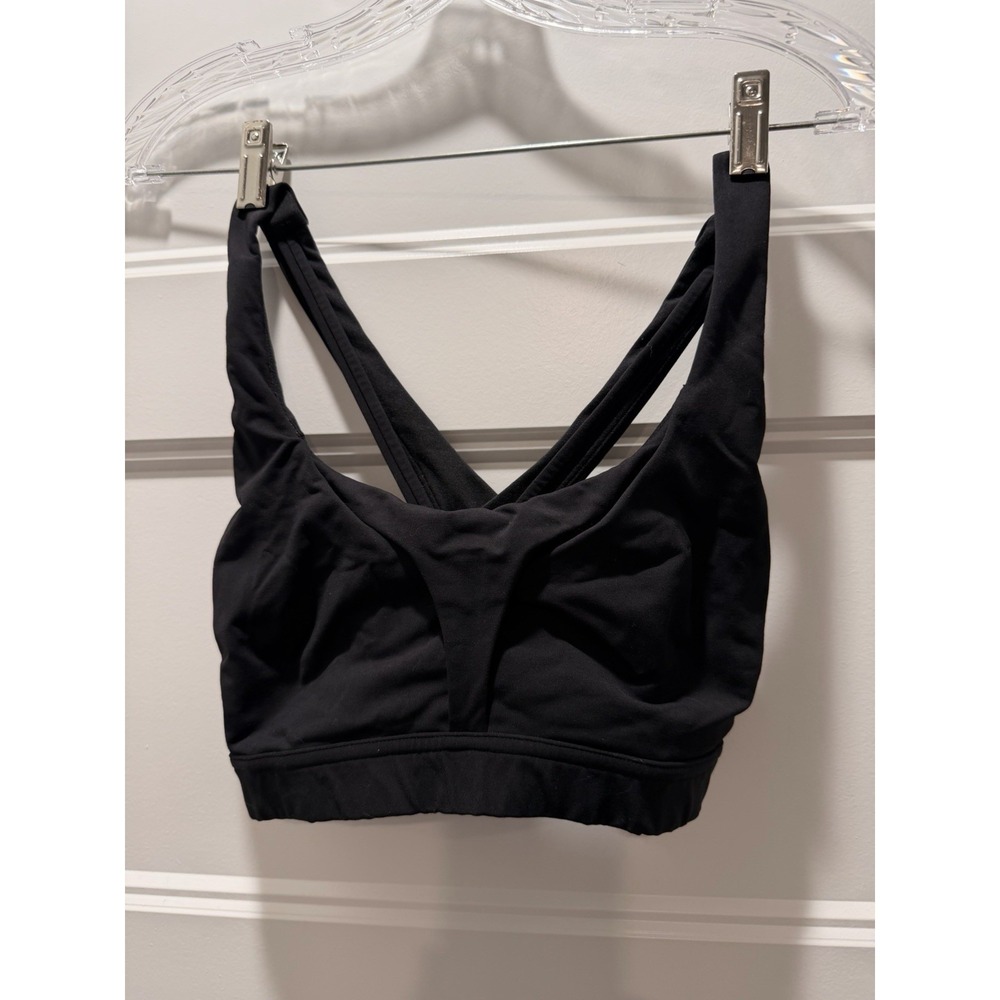 EUC LULULEMON Woman's Free to Be Serene Sports Bra Strappy Back Size 6 Black